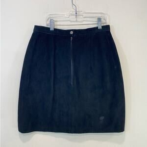 Outerwear by Phoenix Made in USA 100% Cow Split Black  Leather  Mini Skirt  9-10